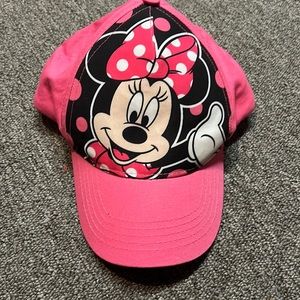 Like new Minnie Mouse hat pink kids